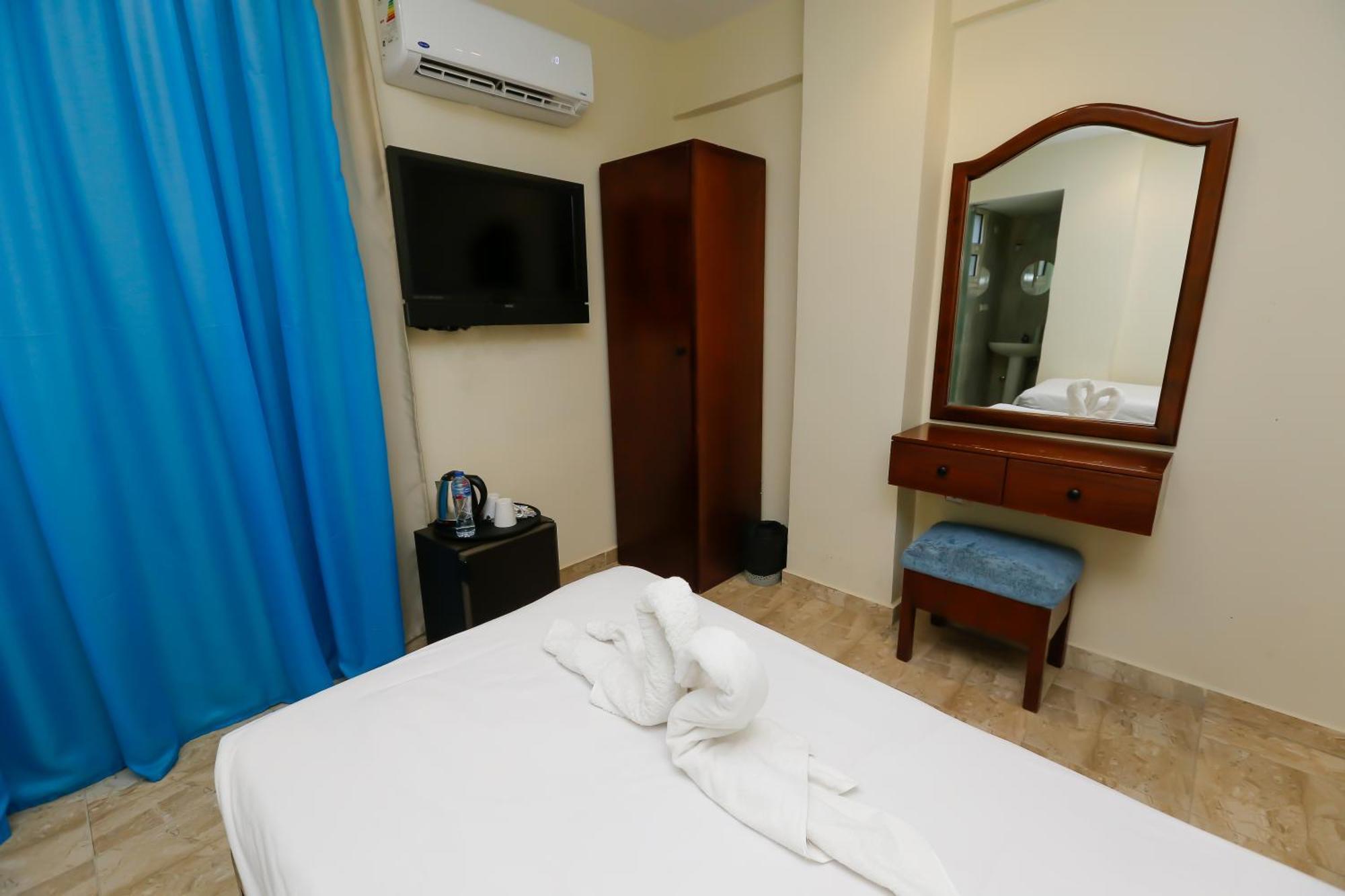 Kafret el-Gabal Pyramids Vista Inn מראה חיצוני תמונה