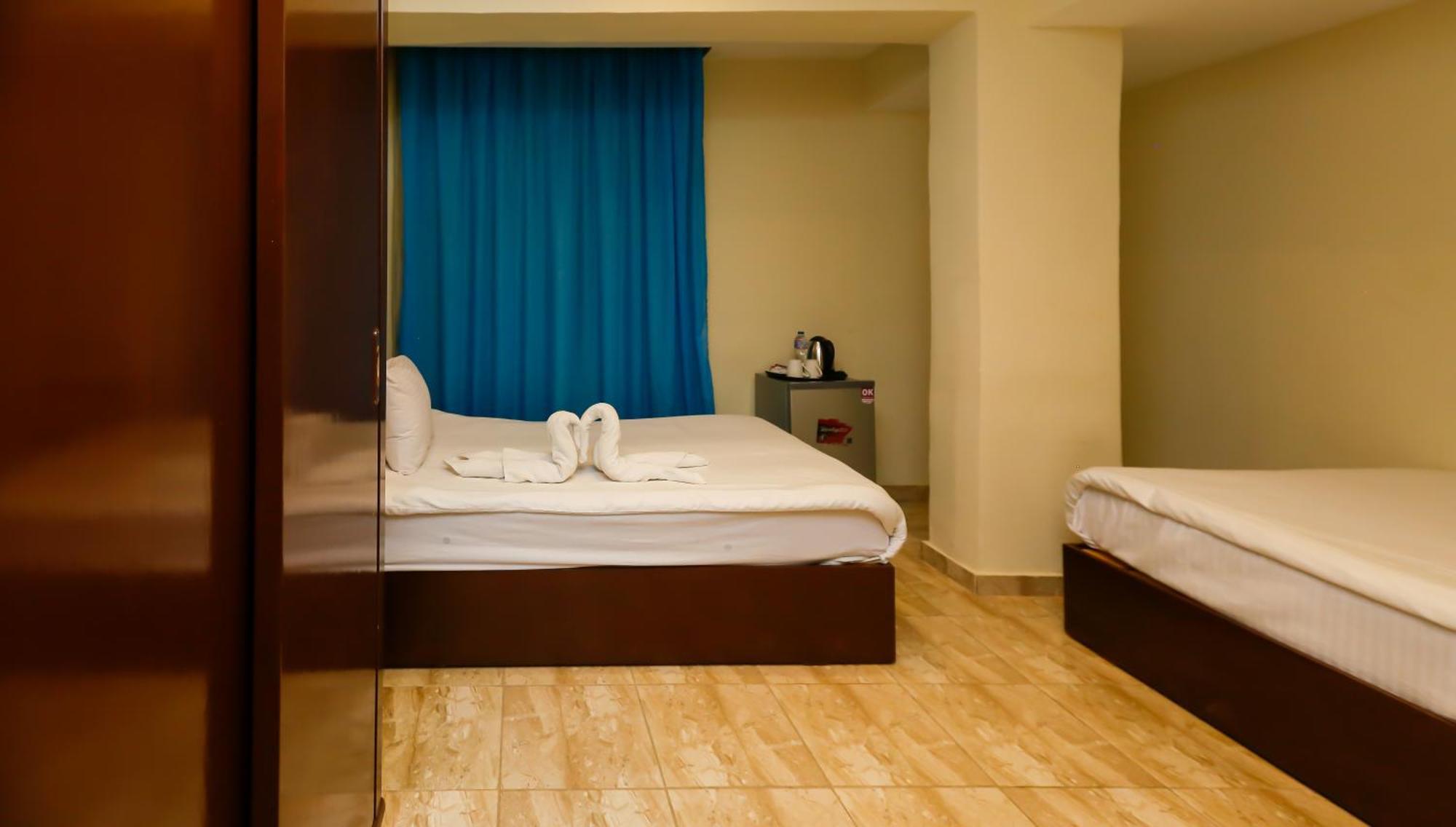Kafret el-Gabal Pyramids Vista Inn מראה חיצוני תמונה